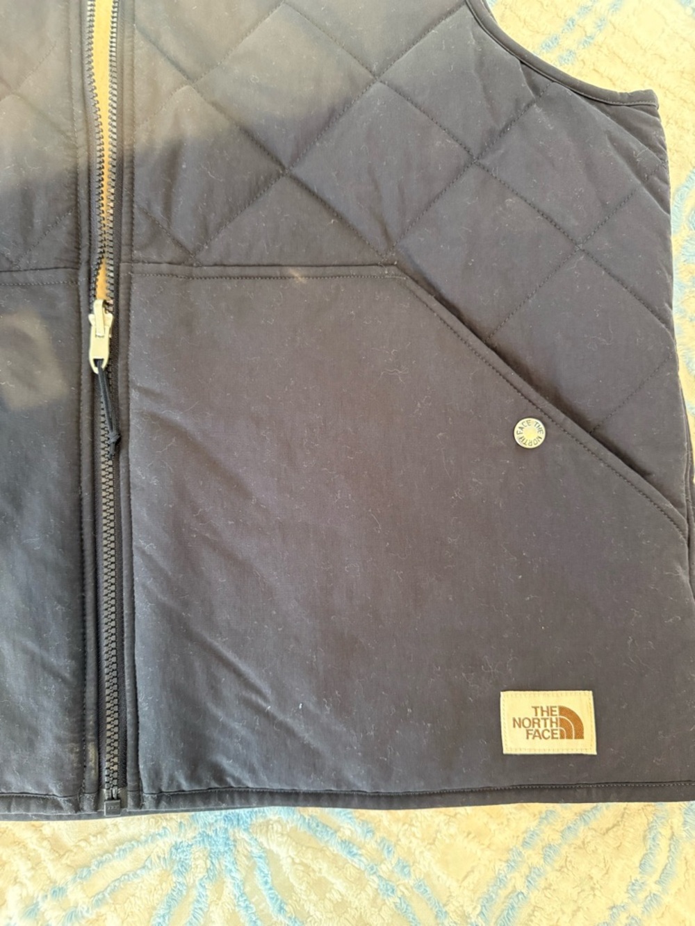 Women’s North Face reversible Sherpa lined vest XL - Picture 2 of 6